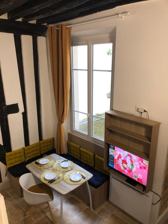 Quartier D'Emily In Paris Apartment Exterior photo